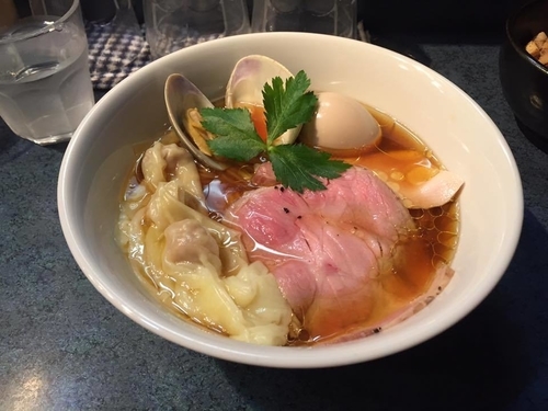 「とものとも 特製醤油らーめん 980円」@とものもとの写真