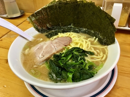 「海苔ラーメン 中1.5玉(カタメ) ¥780」@横浜家系ラーメン 武蔵境つばさ家の写真