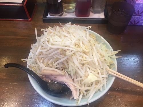 「さぶろうラーメンプチ、野菜増し、油少なめ、ショウガ」@郎郎郎の写真