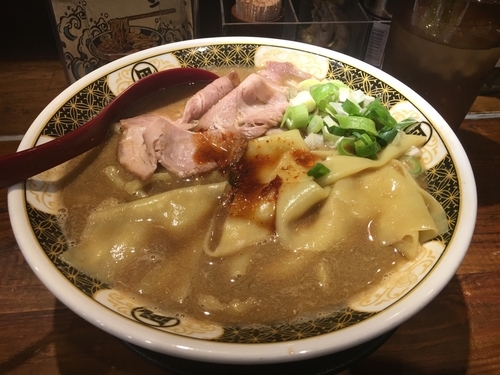 「煮干ラーメン（好みは全てオススメ）」@すごい煮干ラーメン凪 渋谷東口店の写真