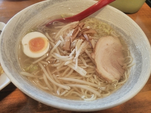 「塩ラーメン」@鑫盛の写真