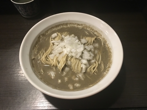 「煮干しそばclassic」@灰汁中華 丿貫 福富町本店の写真