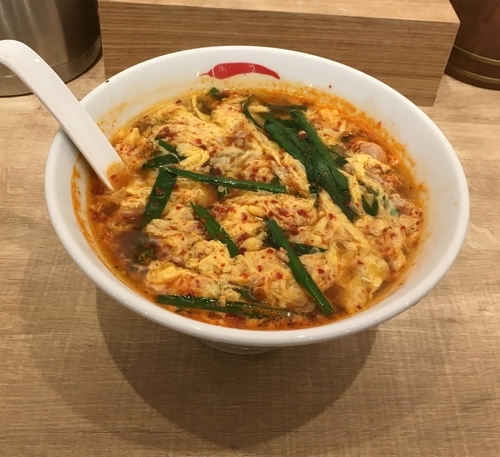 「辛麺（中華麺・固め・3辛￥750）」@辛麺屋 一輪の写真