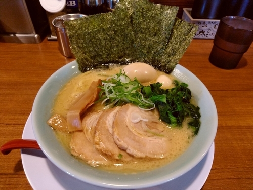 「特豚骨醤油(並盛・150g)950円」@富意家の写真