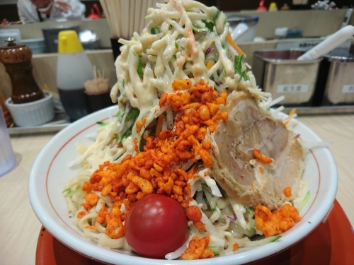 「冷やし中華ヤサイマシマシ(中)830円」@替玉千里眼 志木店の写真