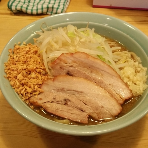 「えぼし麺(650円)＋揚げにんにく(50円)」@えぼし麺 菜良の写真