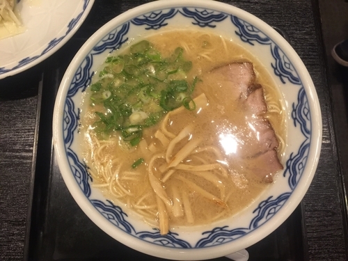 「ラーメン」@博多麺房 赤のれん 西麻布本店の写真