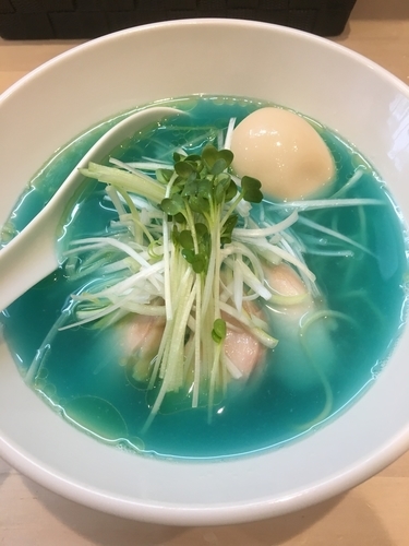 「鶏清湯  青」@濃厚鶏出汁拉麺 吉法師 KIPPOSHIの写真