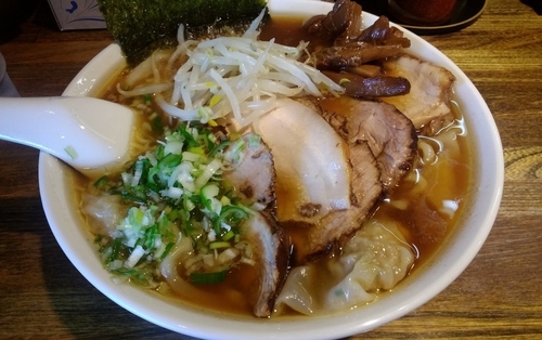 「チャーシューワンタンメン」@ラーメン郁の写真
