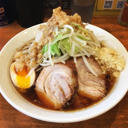 「豚道場ブラックラーメン少なめ」@麺屋豚道場の写真