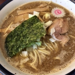 中華そば750円+肉飯250円