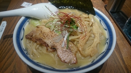 「らーめん（850円）」@つけ麺や 武双 グランツリー武蔵小杉店の写真