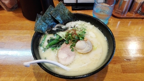 「ホタテ白湯そば（限定）」@麺屋 鶏口の写真