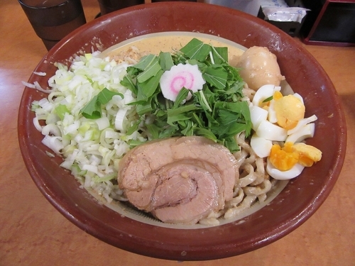 「限定　胡麻ダレ冷やし中華（９００円）＋大盛他」@らーめんコジマルの写真