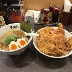 味玉ラーメン、北京飯THE TOWER