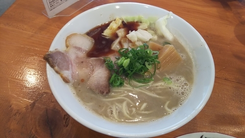 「豚骨らーめん」@らーめん 五ノ神精肉店 煮干し編の写真