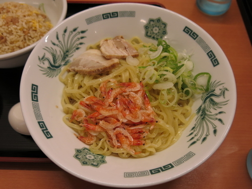 「桜エビ汁なしラーメン+半チャーハンセット:790円」@日高屋 西新井西口店の写真