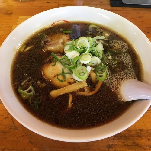 「ラーメン(醤油)」@ラーメンの味楽の写真