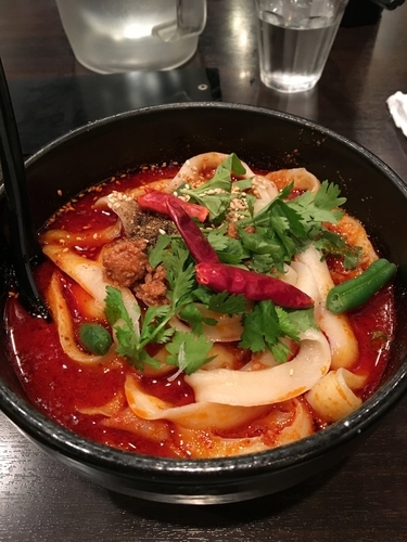 「麻辣刀削麺」@西安料理 張家 大崎店の写真