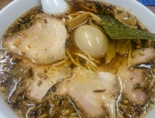 「揚げねぎチャーシュー麺」@中華そば・つけめん 甲斐 高円寺店の写真