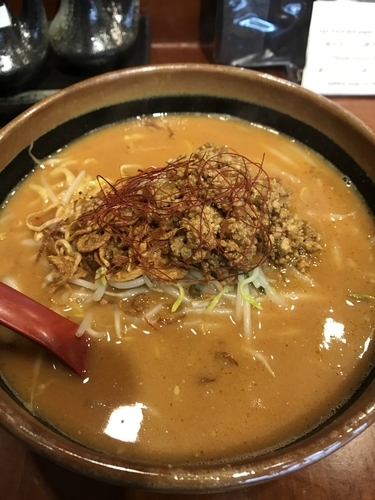 「辛味噌ラーメン」@麺場 田所商店 ベトナム・レタントン店の写真
