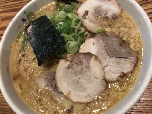 「玉子とじラーメン(大盛)」@萬珍軒の写真