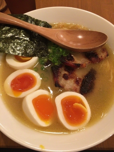 「スペシャル とろり 味玉 替玉×2」@鶏ポタラーメン THANK お茶の水の写真