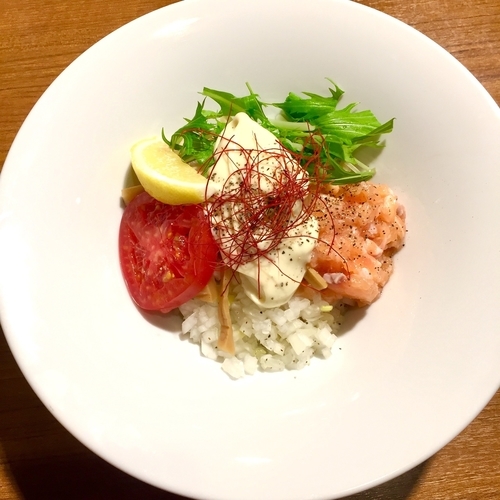 「【限定】キングサーモンの冷たい混ぜそば ￥850」@寿製麺よしかわ 川越店の写真