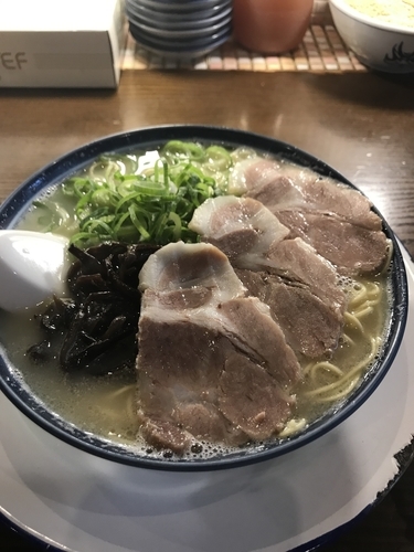 「らーめん」@博多ラーメン しばらく 日本橋店の写真