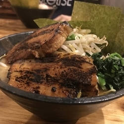 豚火ラーメン 全部のせ(味噌)