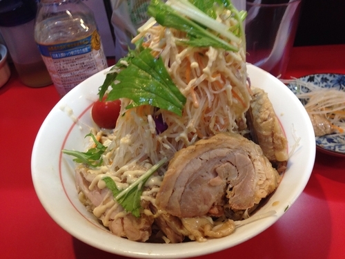 「冷やし中華 +豚2枚 +野菜ガリマヨ増し」@千里眼の写真