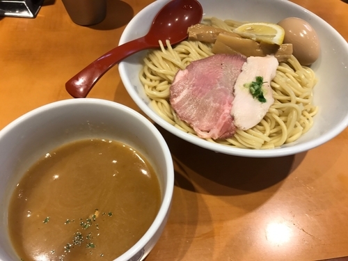 「味玉鶏白湯つけ麺（大盛り・あつもり）」@麺屋 翔 品川店の写真
