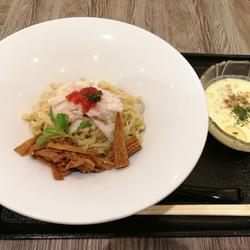 【限定】トウモロコシの冷たいつけ麺