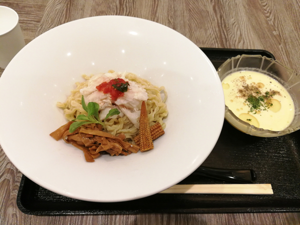 【限定】トウモロコシの冷たいつけ麺