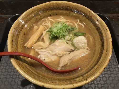 「濃厚鶏白湯中華そば  750円」@自家製麺 鶏中華そば 火鳥 HINOTORIの写真