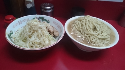 「麺増し・大豚(ヤサイアブラ)￥９３０」@ラーメン二郎 京急川崎店の写真