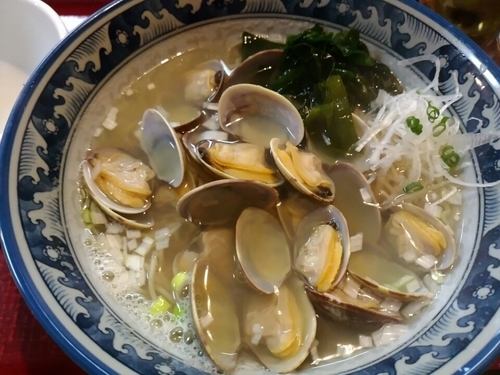 「【限定】黒あさりらーめん1100円」@天然だしラーメン 潮の音の写真