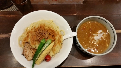 「トマトカレーつけ麺大盛」@銀座 朧月 目黒処の写真
