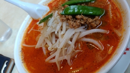 「担々麺１０００円」@赤坂飯店 パレスサイドビル店の写真