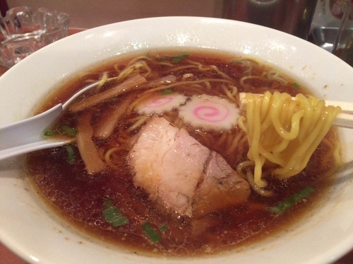 「しょうゆラーメン(520円)」@日満亭の写真