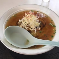 にぼ塩らーめん 675円