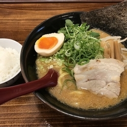 ベジナッツ醤油 日本橋らぁめん