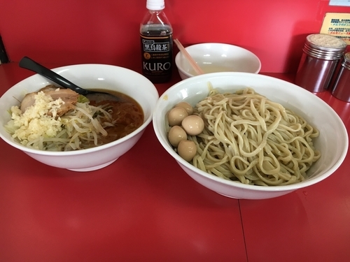 「小ラーメン ➕つけ麺 ➕うずら ➕生玉子」@ラーメン二郎 茨城守谷店の写真