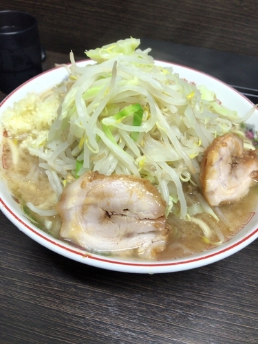 「ラーメン小（ニンニク）700円」@ラーメン二郎 川越店の写真