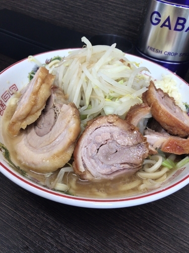 「小豚ラーメン(ニンニク) 850円」@ラーメン二郎 川越店の写真