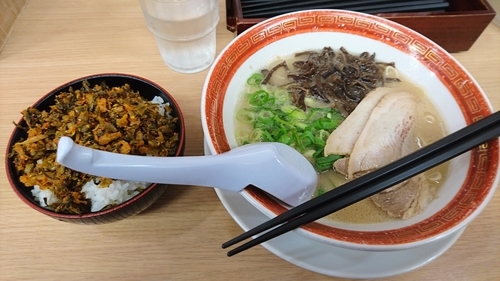 「白・半ライス」@博多らーめん 無双 大船店の写真