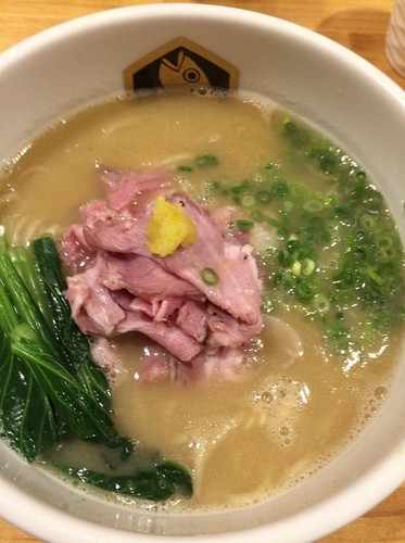 「濃厚真鯛らーめん」@真鯛らーめん 麺魚の写真