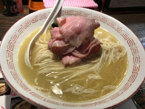 「【限定】 ヒラメ白湯 （＋〆のご飯）」@らぁめん小池の写真