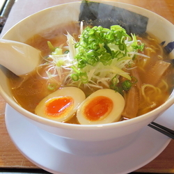 海老醤油ラーメン
