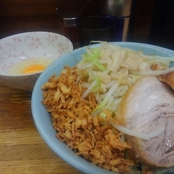 小ラーメン(730円)+汁無し(100円)